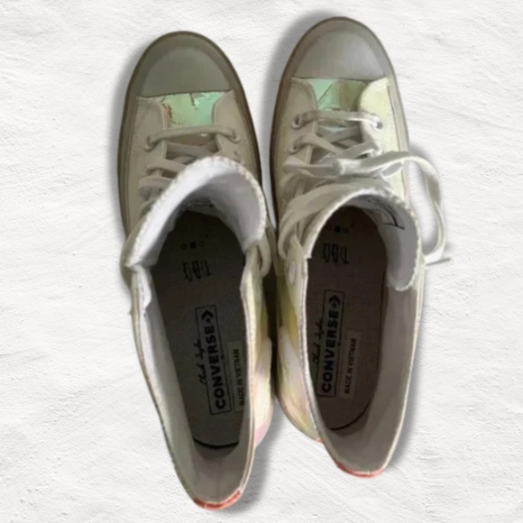 Converse Chuck Taylor All Star 70s Hi Sneakers in White/Iridescent - Picture 6 of 8